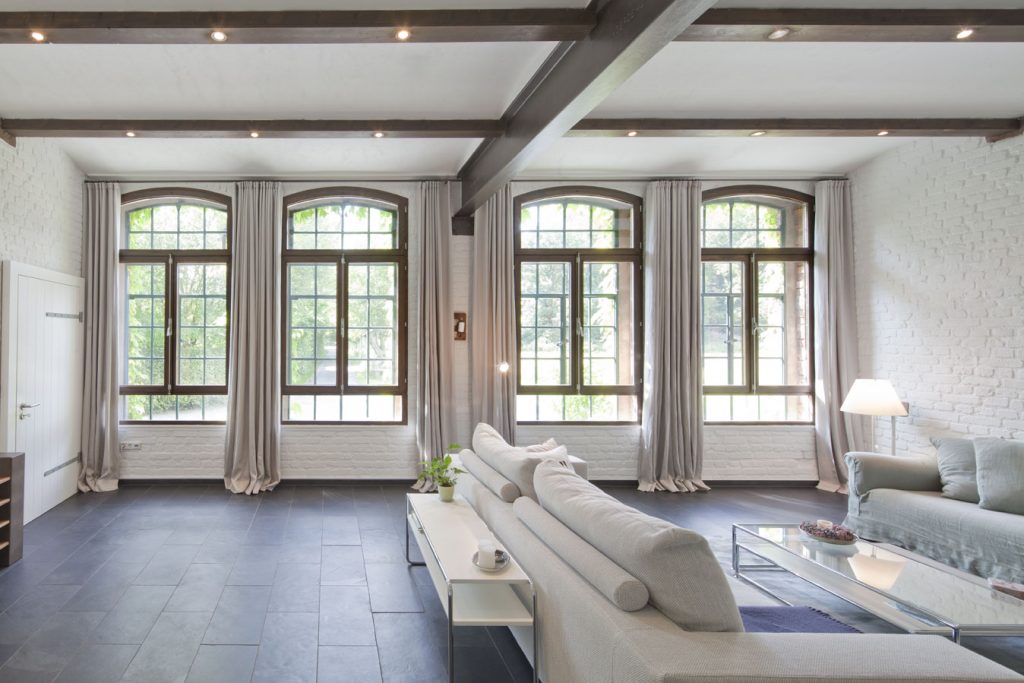 Obenrüdener Kotten, Haupthaus, Wohnzimmer, Sprossenfenster, Foto: Sonja Speck